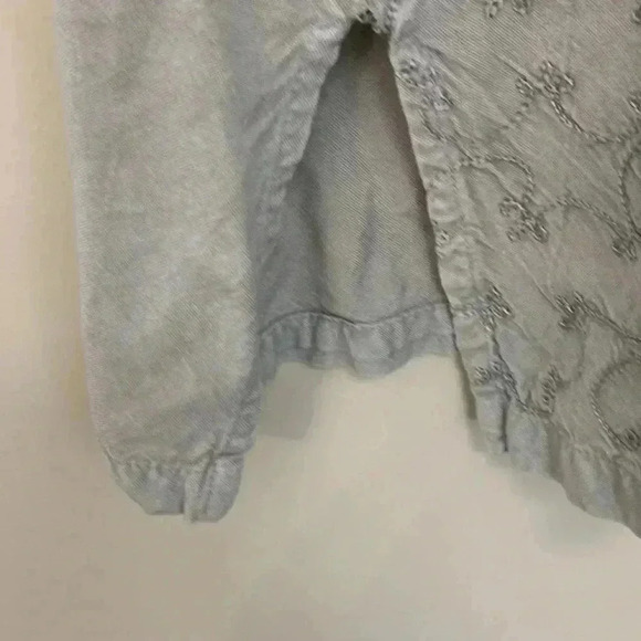 ANNMAI 100% cotton, lightweight, roomy tunic w embroidery and trim, light grey - Picture 5 of 8